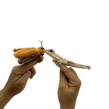 Load image into Gallery viewer, Gecko Getaway: "Wink" and “Gink” Finger Friends Plush Toys