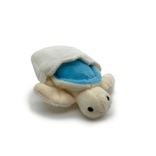 Load image into Gallery viewer, Happy Hatchlings: &quot;Buzz&quot; Hatchling Turtle Plush Toy (blue)
